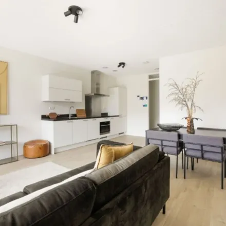 Rent this 3 bed apartment on Zandstrooierstraat 33 in 1019 XZ Amsterdam, Netherlands