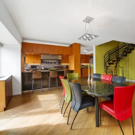 Image 4 - 40 East 80th Street, New York, NY 10075, USA - Townhouse for sale