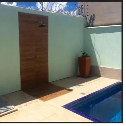 Buy this 3 bed house on Rua Doutor Antônio Carlos Oliveira de Mello in Torres de São José, Jundiaí - SP