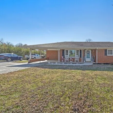 Buy this 3 bed house on 375 C C Camp Road in Springdale, Cookeville