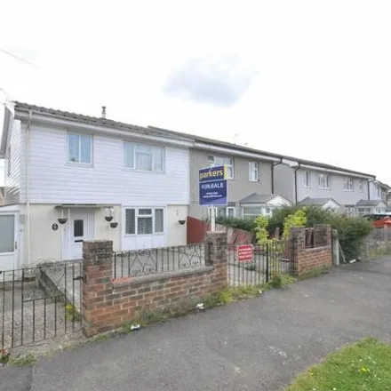 Buy this 3 bed duplex on Cunningham Road in Swindon, SN2 1PP