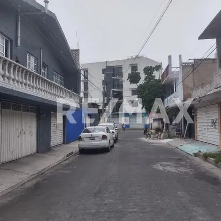 Buy this 6 bed house on Calle Altamirano in Colonia Ampliación Las Peñas, 09700 Mexico City
