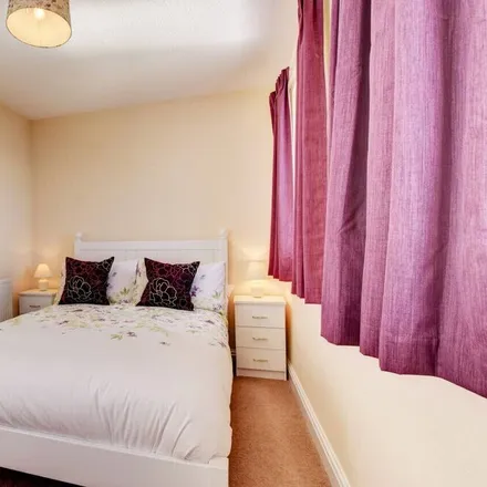 Rent this 2 bed duplex on Torbay in TQ1 2SB, United Kingdom