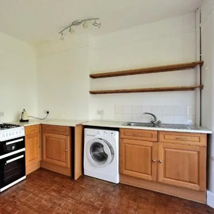 Image 4 - Conway Road, London, N14 7BH, United Kingdom - Apartment for rent