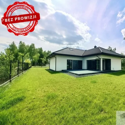 Buy this 5 bed house on Długa 10A in 96-321 Żelechów, Poland