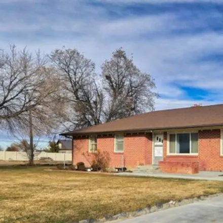 Buy this 5 bed house on 11660 Lake Lowell Avenue in Nampa, ID 83686