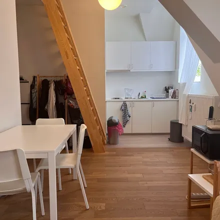 Rent this 1 bed apartment on Leopold Vanderkelenstraat 20 in 3000 Leuven, Belgium