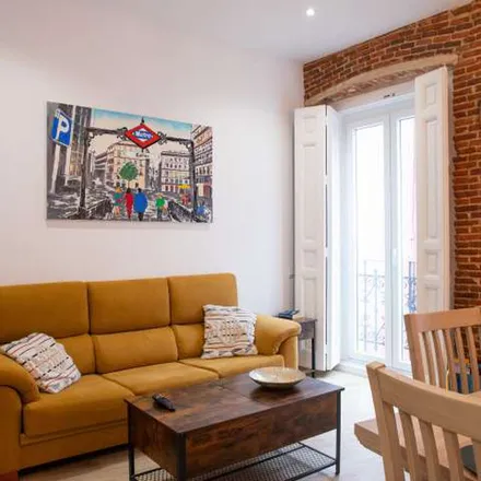 Rent this 2 bed apartment on Dumbarton in Costanilla de los Desamparados, 6