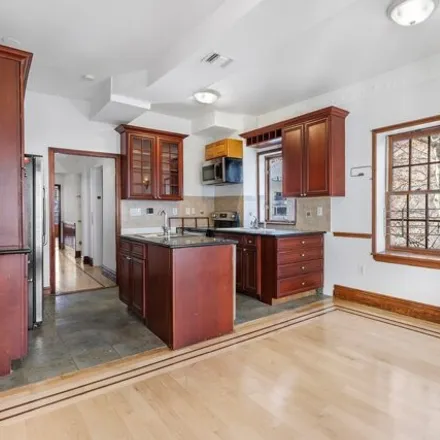 Image 5 - 245 East 52nd Street, New York, NY 10022, USA - Townhouse for sale