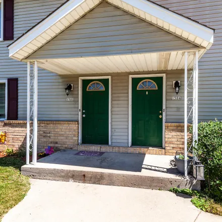 Image 3 - 1502 South 101st Street, West Allis, WI 53214, USA - Townhouse for sale