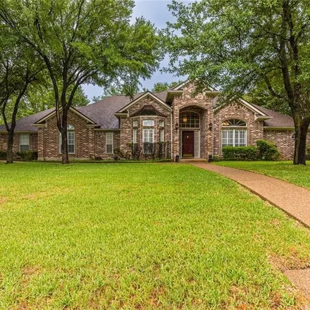 Buy this 4 bed house on 108 Laurel Oaks Lane in McLennan County, TX 76638