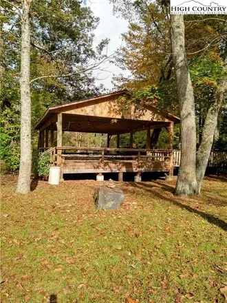Image 5 - 679 Rivers Edge Road, Alleghany County, NC 28675, USA - House for sale