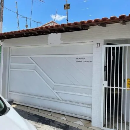 Buy this 3 bed house on Rua João de Miranda Mello in Mogi Moderno, Mogi das Cruzes - SP