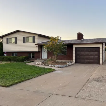 Image 2 - 2138 West 4950 South, Roy, UT 84067, USA - House for sale