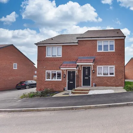 Rent this 2 bed duplex on unnamed road in Carlton, NG4 4NF