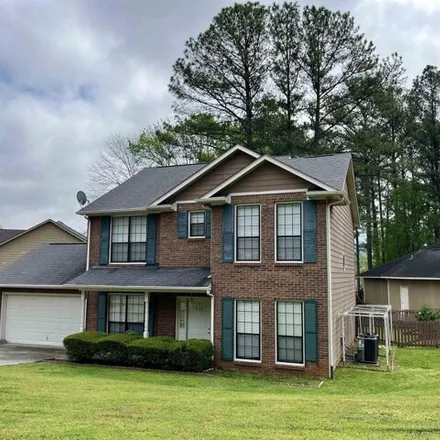 Rent this 4 bed house on 704 Wynsom Drive Southeast in South Gate, Huntsville