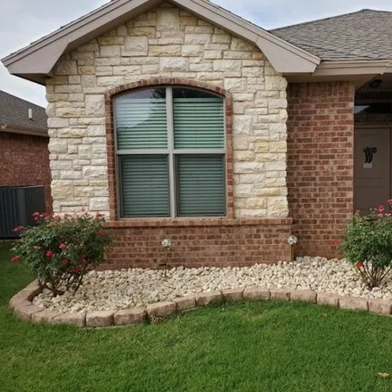 Buy this 3 bed house on 3027 112th Street in Lubbock, TX 79423