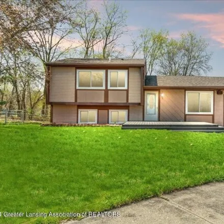 Buy this 3 bed house on Lama Circle in Lansing, MI 48911