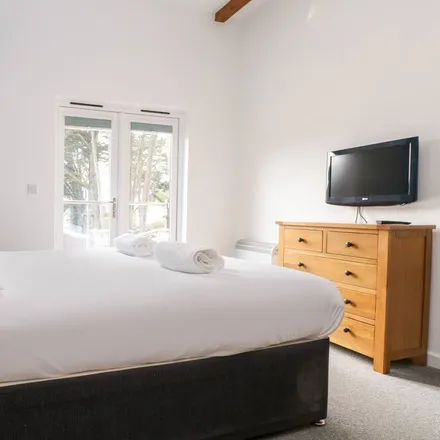 Rent this 3 bed duplex on St. Agnes in TR4 8FJ, United Kingdom