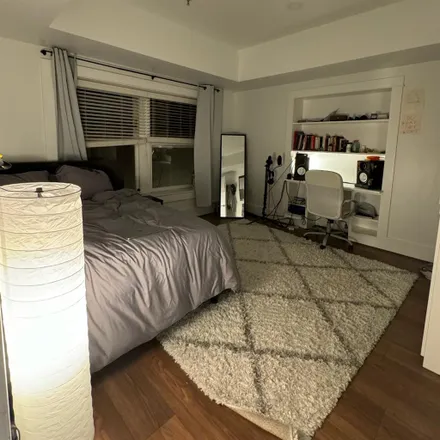 Rent this 1 bed room on 6533 Hollywood Boulevard in Los Angeles, CA 90028