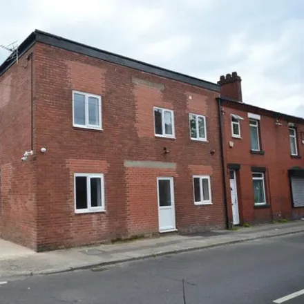 Image 7 - Starlight Music, Humphrey Street, Hindley, WN2 2HR, United Kingdom - House for rent