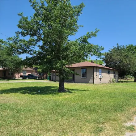 Buy this 2 bed house on 5617 Lee Street in Greenville, TX 75401