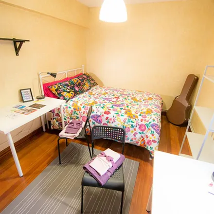Rent this 3 bed apartment on Calle Monte Aldamiz / Aldamiz mendiaren kalea in 7, 48007 Bilbao