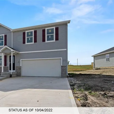 Image 2 - 5341 Brook View Avenue, Des Moines, IA 50317, USA - House for sale