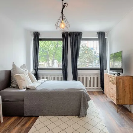 Rent this 6 bed room on Friedrichstraße 34 in 50676 Cologne, Germany