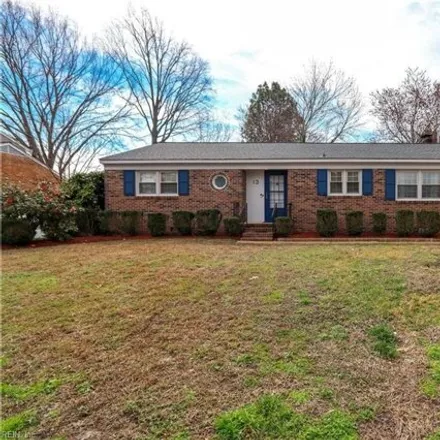 Rent this 3 bed house on 13 Bosch Lane in Port Warwick, VA 23606