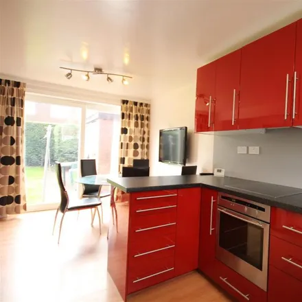 Rent this 4 bed townhouse on Water Mill Close in Metchley, B29 6TS