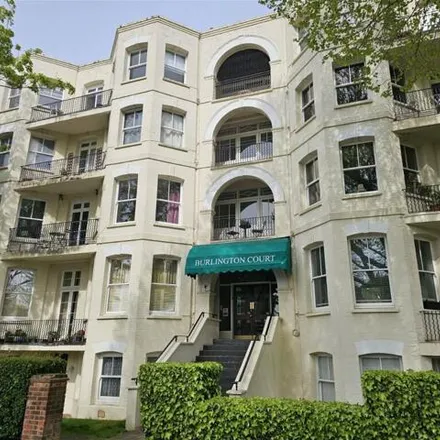 Buy this 1 bed apartment on Burlington Court in Spencer Road, Strand-on-the-Green