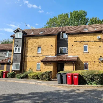 Rent this 1 bed apartment on Albany Park in Colnbrook, SL3 0JU