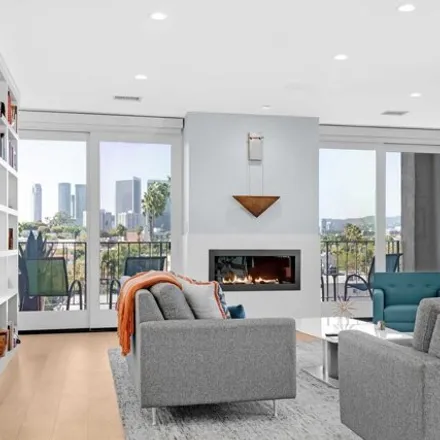 Image 2 - 450 S Maple Dr Apt 505, Beverly Hills, California, 90212 - Condo for sale