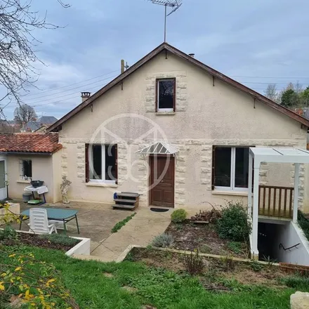 Image 2 - Voix Communale de Civray à Saint-Saviol, 86400 Civray, France - House for sale