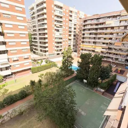 Image 4 - Carrer de Poblet, 23, 08028 Barcelona, Spain - Apartment for rent