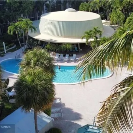 Image 4 - 5370 Northeast 24th Terrace, Coral Ridge Isles, Fort Lauderdale, FL 33308, USA - Condo for sale