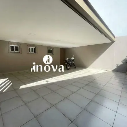 Buy this 4 bed house on Rua Pires de Campos in Bairro Estados Unidos, Uberaba - MG