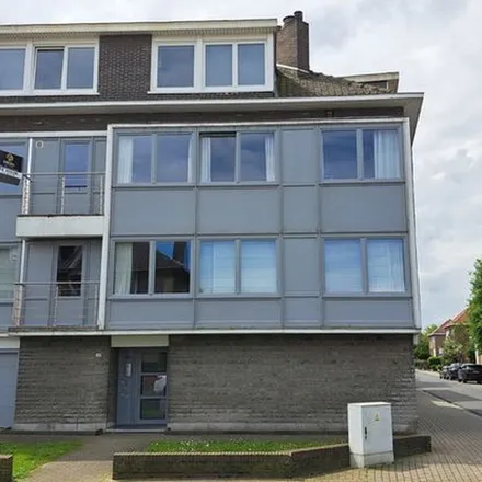 Rent this 2 bed apartment on Dorekesveld 43 in 1853 Strombeek-Bever, Belgium