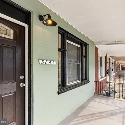 Image 3 - 5841 Norfolk Street, Philadelphia, PA 19143, USA - House for sale