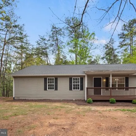 Buy this 3 bed house on Thomas Jefferson Parkway in Lake Monticello, Fluvanna County