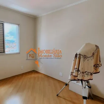 Rent this 2 bed apartment on Alameda Aida in Gopoúva, Guarulhos - SP