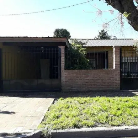 Buy this 3 bed house on Corrientes 3954 in Partido de Morón, B1708 FEU Castelar