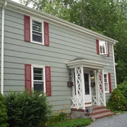 Image 1 - 24 Parker Avenue, Newport, RI 02840, USA - Townhouse for rent
