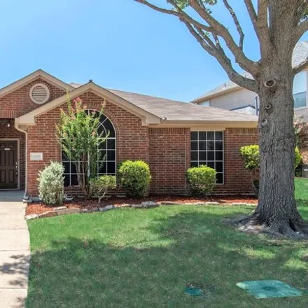 Rent this 3 bed house on 10809 Huntington Rd in Frisco, Texas