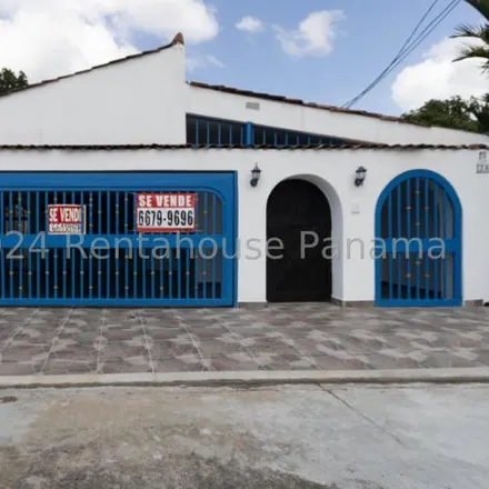 Buy this 7 bed house on Calle Valencia H1 in 0818, Bethania