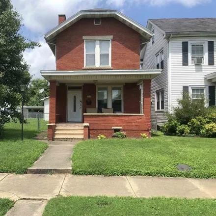 Buy this 3 bed house on 2716 1st Avenue in Huntington, WV 25702
