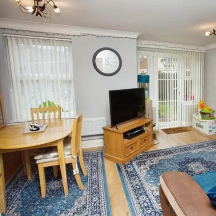 Image 4 - Hardy Close, Gosport, PO13 0JW, United Kingdom - Apartment for sale