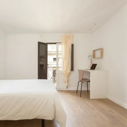 Image 4 - Carrer del Rec Comtal, 6, 08003 Barcelona, Spain - Room for rent