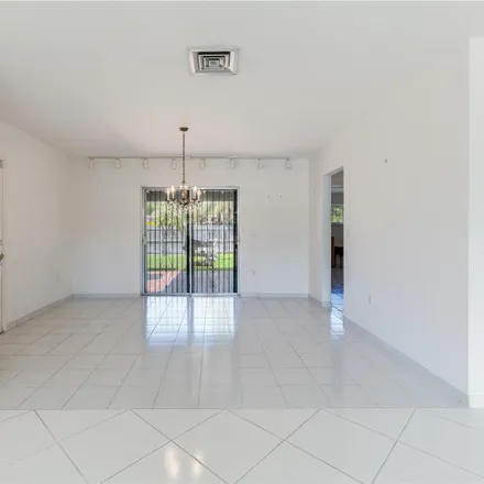 Image 7 - 9521 Southwest 26th Drive, Miami-Dade County, FL 33165, USA - House for sale
